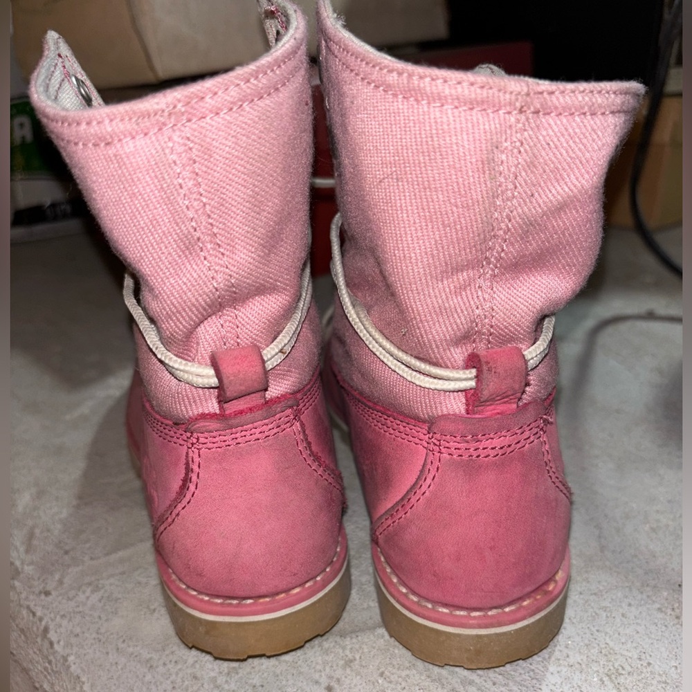 Timberland’s - Picture 2 of 4